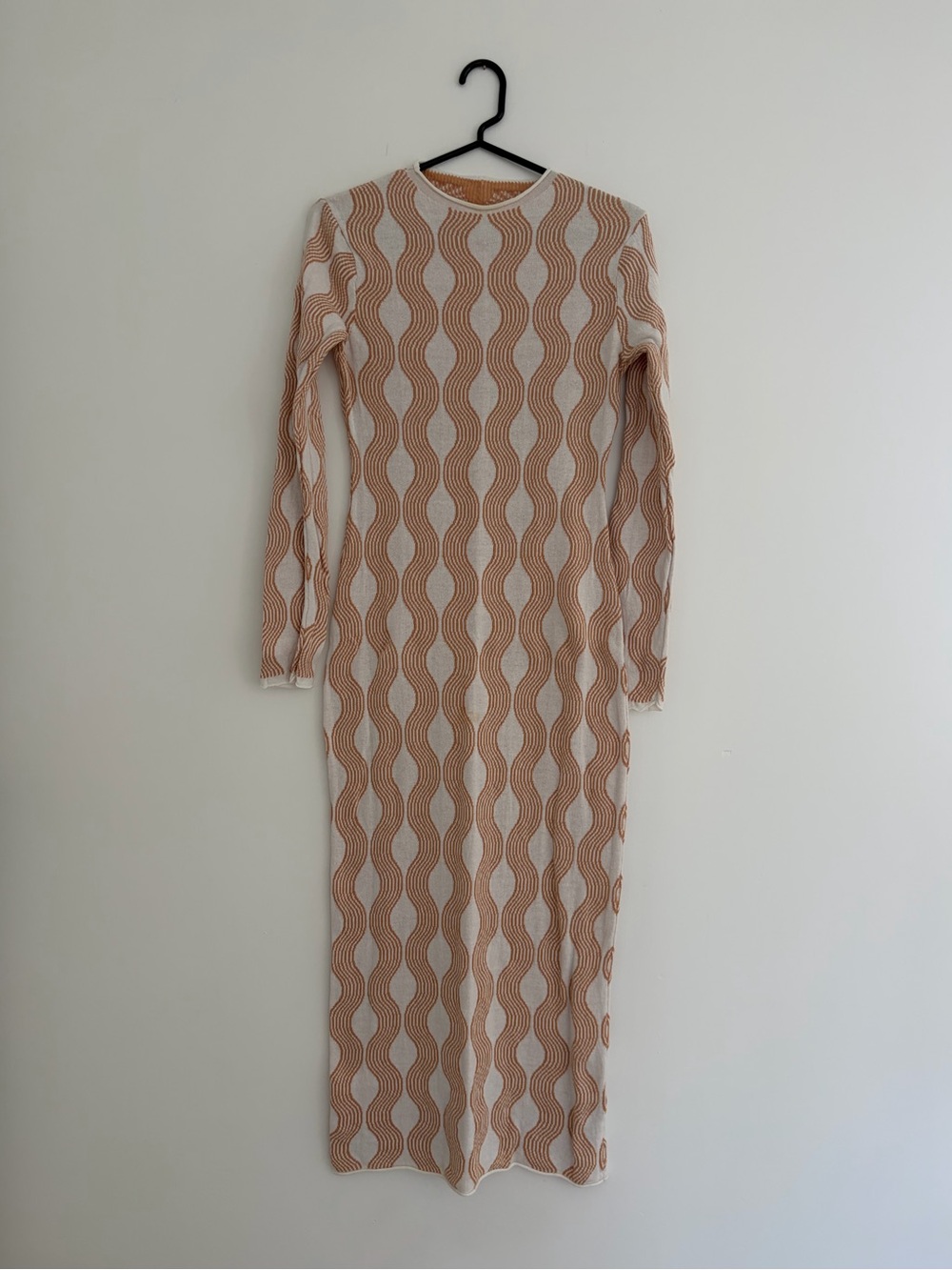 Zulu & Zephyr Knit Wave Maxi Dress
